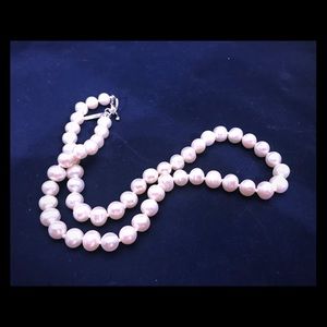 Retired Vantel Pearls 18” White Pearl Strand